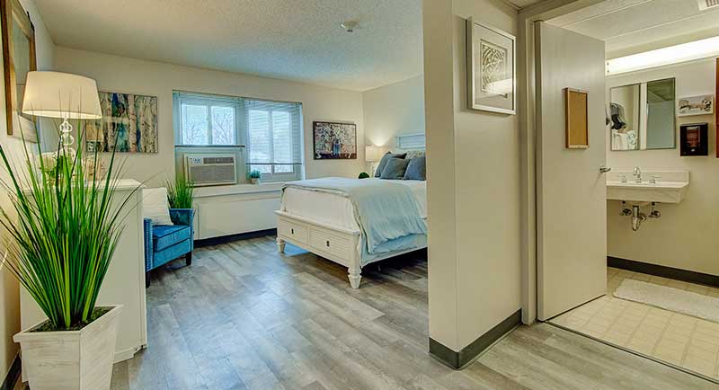 home Amenities & Gallery | Woodside Senior Living